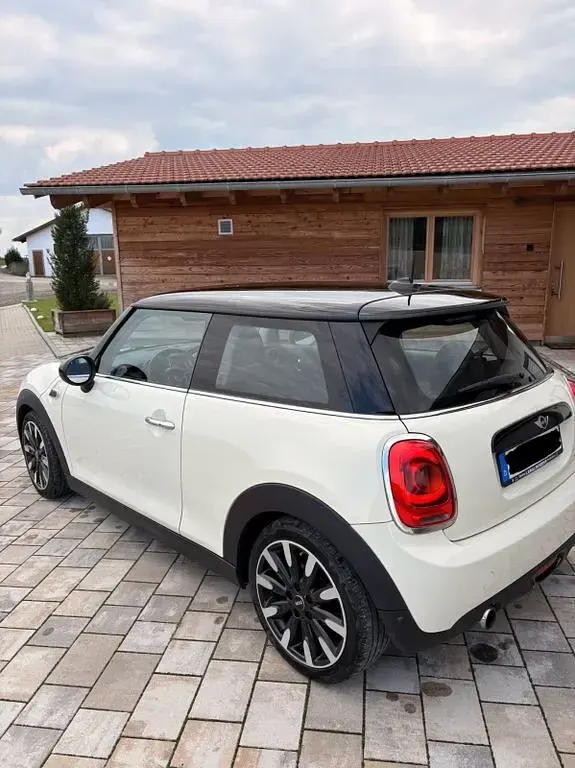 Gebraucht Mini Cooper 136 PS (100 kW) 2016 Beige Kleinwagen