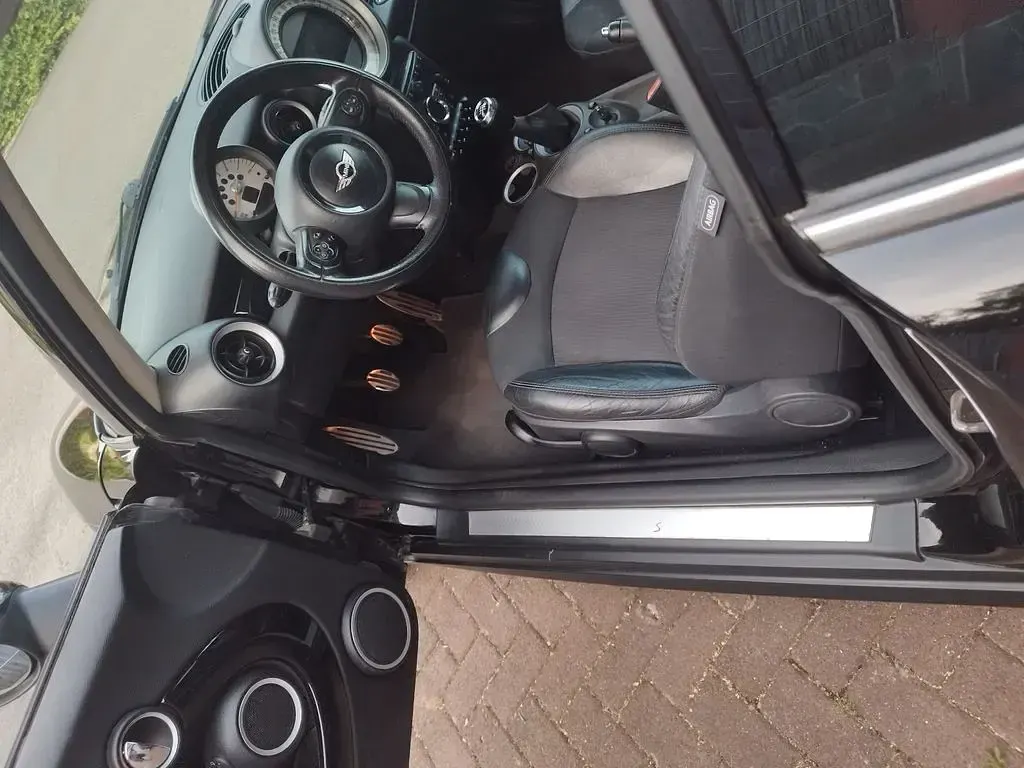 Gebraucht Mini Cooper S 184 PS (135 kW) 2012 Schwarz Kleinwagen