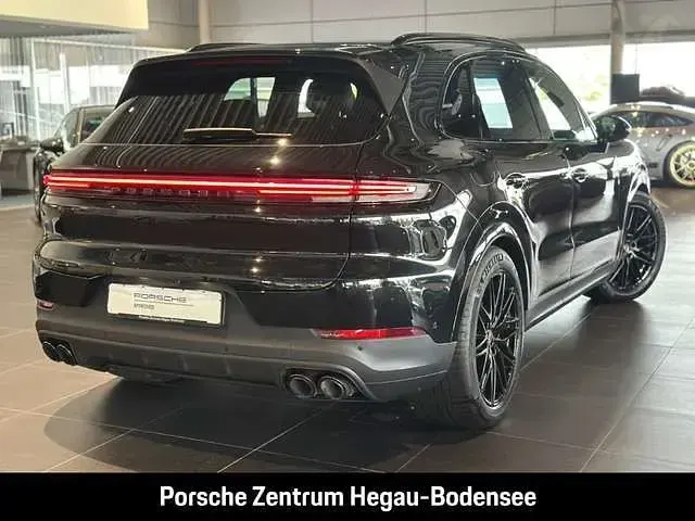Gebraucht Porsche Cayenne S E-Hybrid Sport 519 PS (381 kW) 2024 SUV