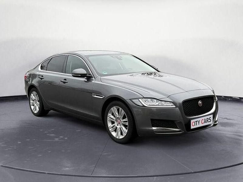 Gebraucht Jaguar XF Portfolio 340 PS (250 kW) 2016 Grau Limousine