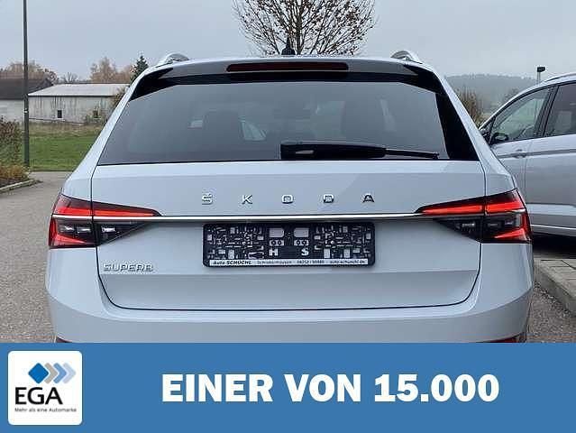 Gebraucht Skoda Superb Style 200 PS (147 kW) 2022 Weiß metallic Kombi