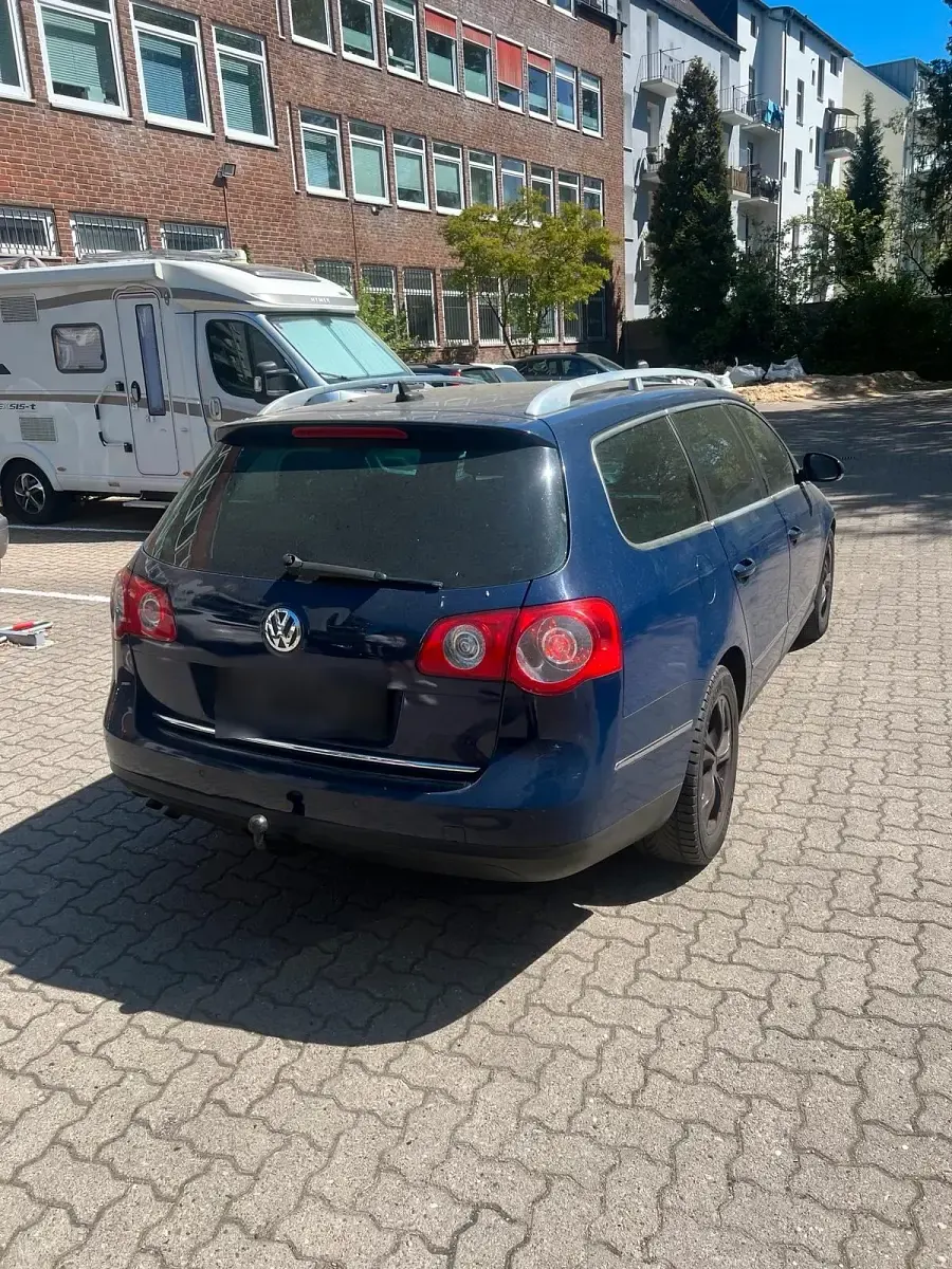 Gebraucht VW Passat 140 PS (102 kW) 2007 Blau Kombi