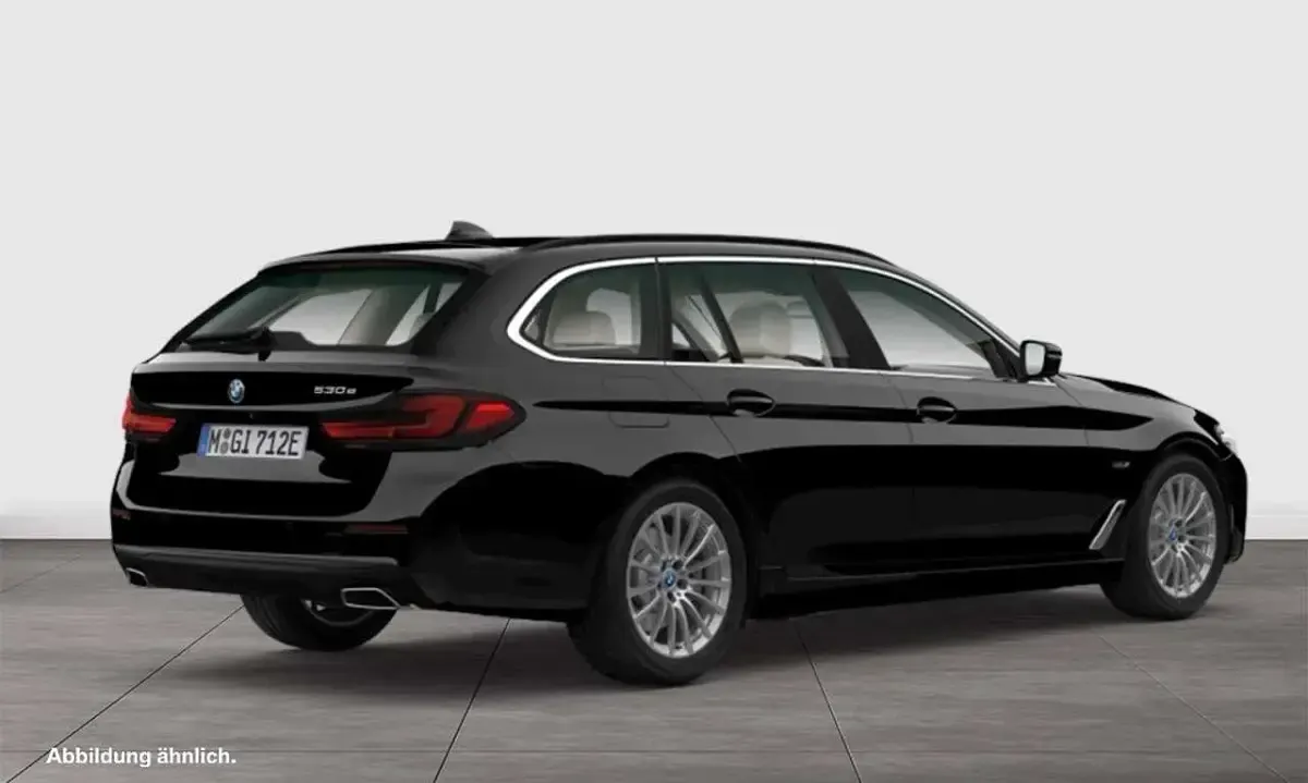 Usata BMW 530 Sport Line 184 CV (135 kW) 2022 Nero Station wagon