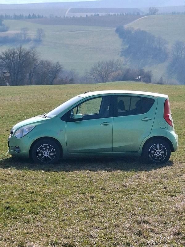 Gebraucht Opel Agila 65 PS (47 kW) 2008 Grün Kleinwagen