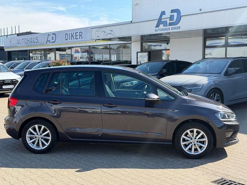 Gebraucht VW Golf Sportsvan LOUNGE 86 PS (63 kW) 2015 Grau Van / Kleinbus