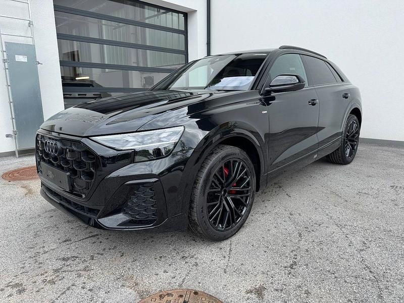 Mythosschwarz metallic Neu 2025 Audi Q8 S-Line SUV | 93.890 € (Superpreis) - Bild 1/4