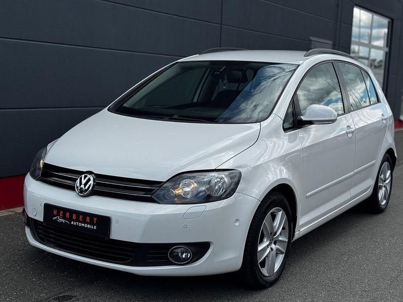 Weiß Gebraucht 2009 VW Golf Plus Cross Comfortline Van / Kleinbus | 3.990 € (Guter Preis) - Bild 1/4