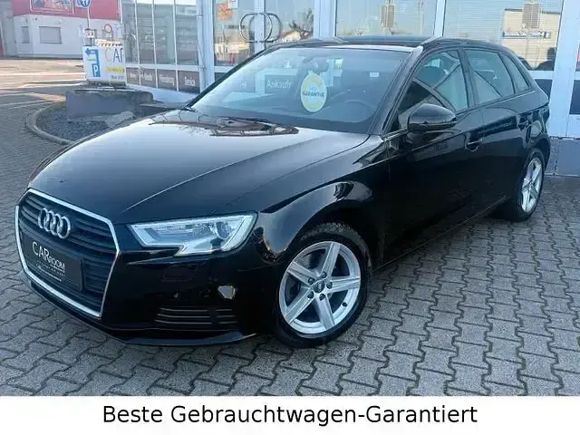 Gebraucht Audi A3 Basis 116 PS (85 kW) 2018 Brillantschwarz Limousine