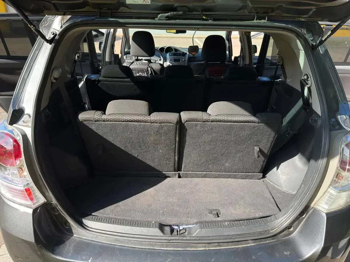 Gebraucht Toyota Verso 150 PS (110 kW) 2010 Grau Van / Kleinbus