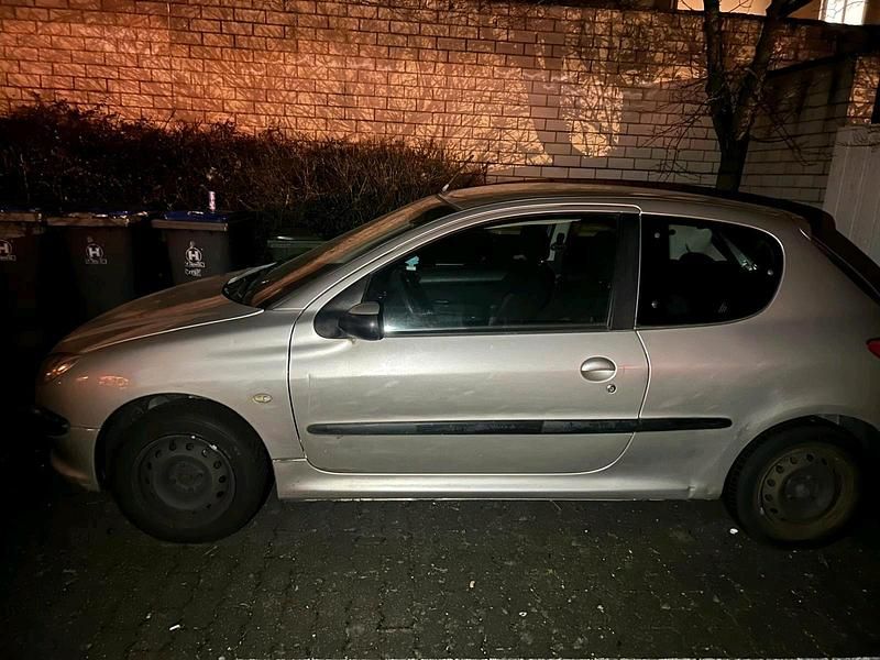 Gebraucht Peugeot 206 75 PS (55 kW) 2003 Kleinwagen