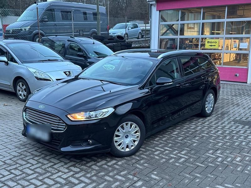 Gebraucht Ford Mondeo Trend 150 PS (110 kW) 2017 Schwarz Kombi