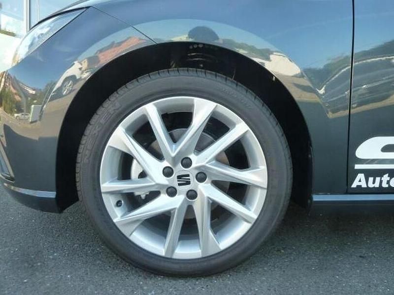 Gebraucht Seat Ibiza FR 116 PS (85 kW) 2024 Magnetic grau metallic Kleinwagen