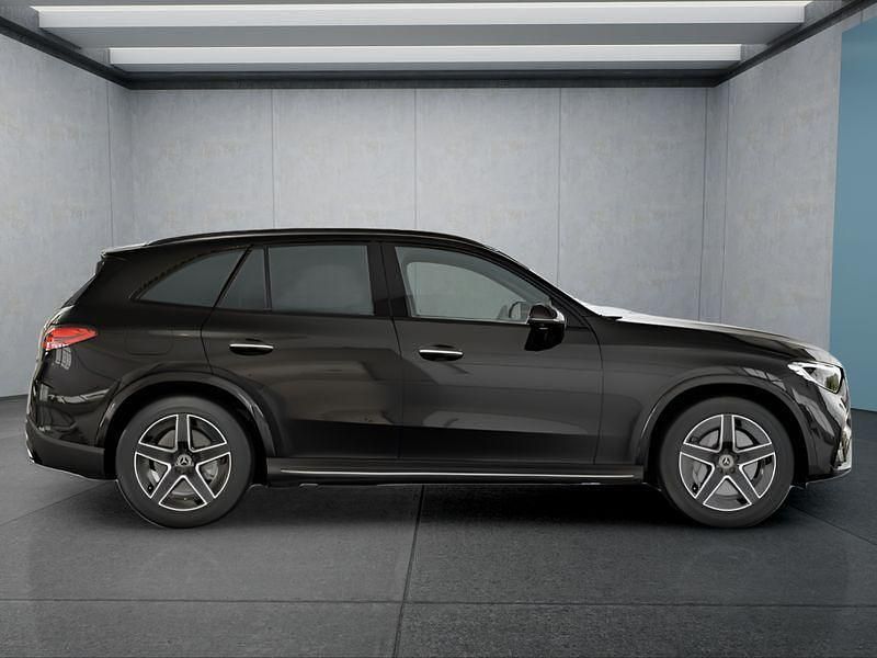Gebraucht Mercedes GLC220 197 PS (144 kW) 2026 Schwarz SUV