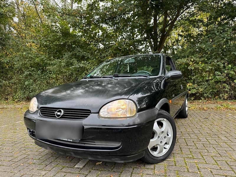 Schwarz Gebraucht 1999 Opel Corsa Kleinwagen | 700 € (Fairer Preis) - Bild 1/4