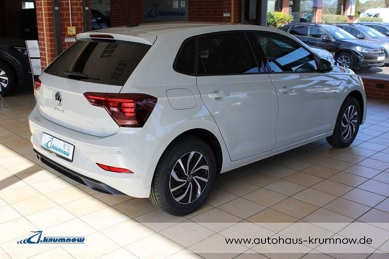 Neu VW Polo Life 116 PS (85 kW) 2025 Ascotgrau Limousine