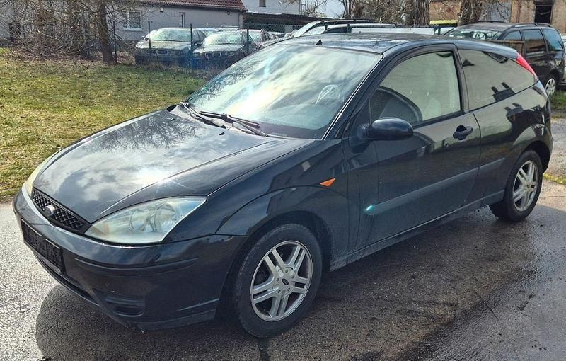 Gebraucht Ford Focus Ambiente 101 PS (74 kW) 2003 Schwarz Limousine