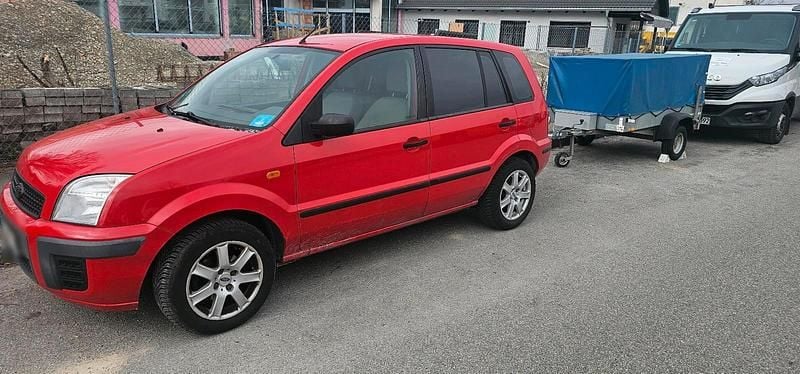 Gebraucht Ford Fusion 80 PS (58 kW) 2004 Rot Kleinwagen