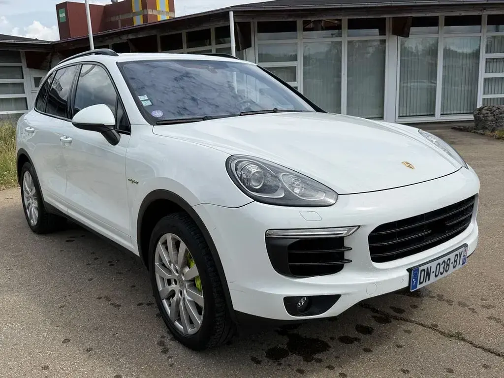Gebraucht Porsche Cayenne 333 PS (244 kW) 2015 Weiß SUV