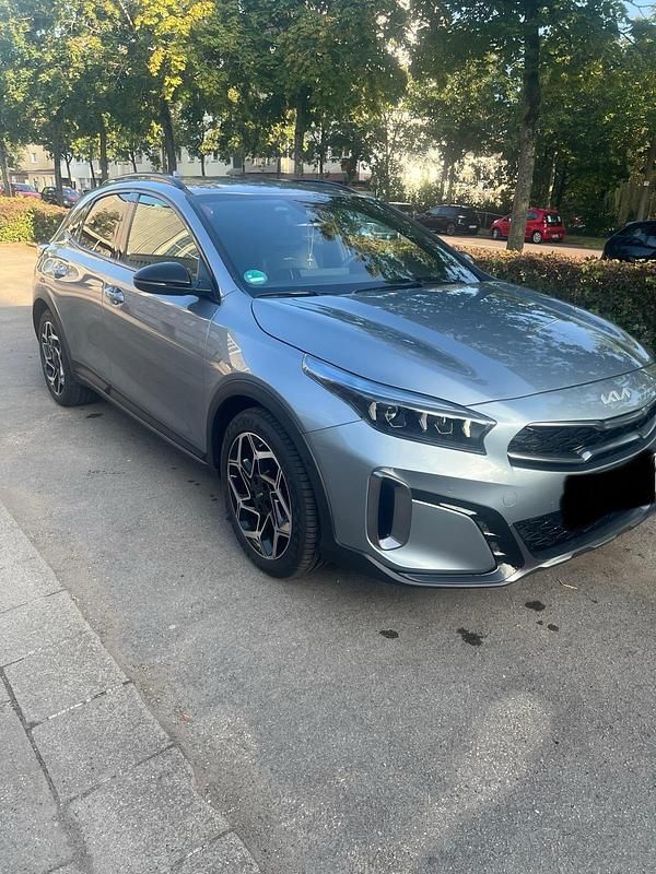 Grau Gebraucht 2024 Kia XCeed GT-Line SUV | 26.800 € (Superpreis) - Bild 1/4