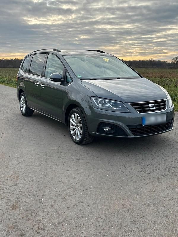 Gebraucht Seat Alhambra 150 PS (110 kW) 2019 Grau Van / Kleinbus