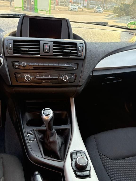 Gebraucht BMW 116 136 PS (100 kW) 2014 Schwarz Kleinwagen