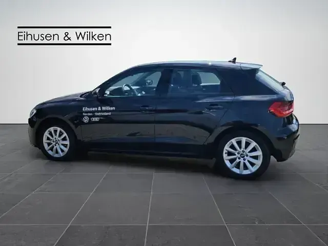 Gebraucht Audi A1 Sportback Basis 95 PS (69 kW) 2022 Schwarz Kleinwagen