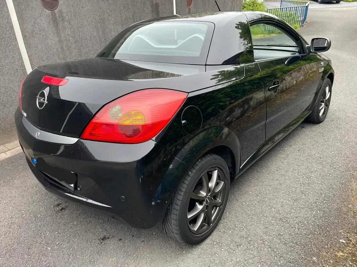 Gebraucht Opel Tigra OPC 90 PS (66 kW) 2007 Schwarz Cabrio