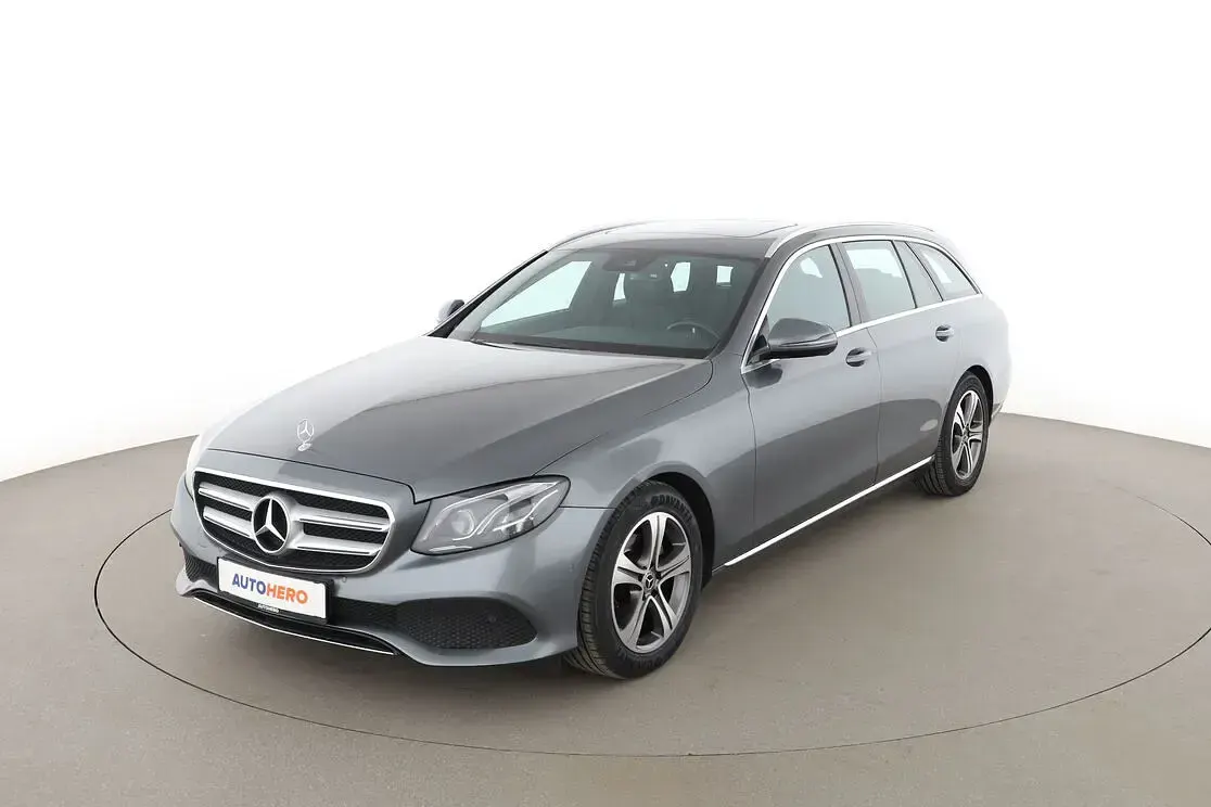 Gebraucht Mercedes E220 Avantgarde 194 PS (142 kW) 2018 Kombi