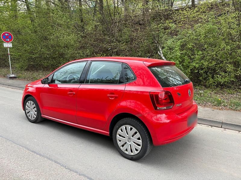Gebraucht VW Polo 60 PS (44 kW) 2011 Rot Kleinwagen