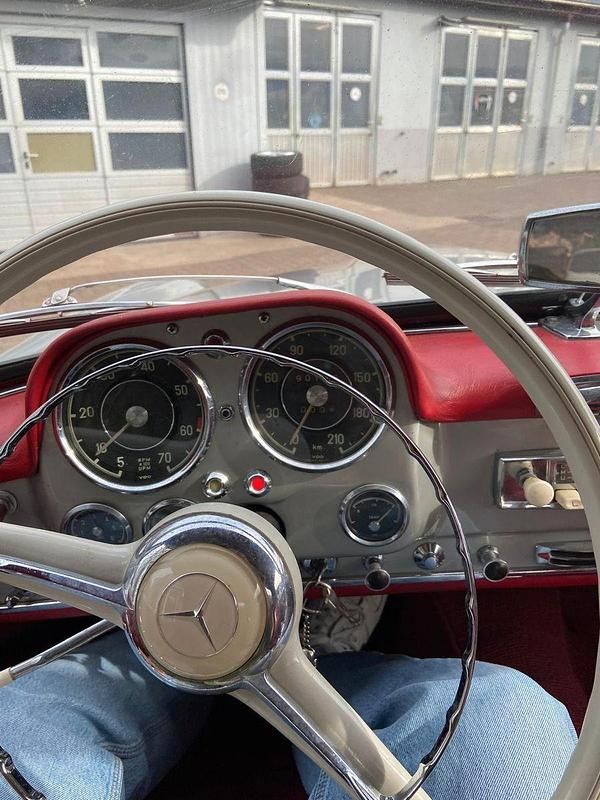 Gebraucht Mercedes 190 105 PS (77 kW) 1957 Silber Limousine