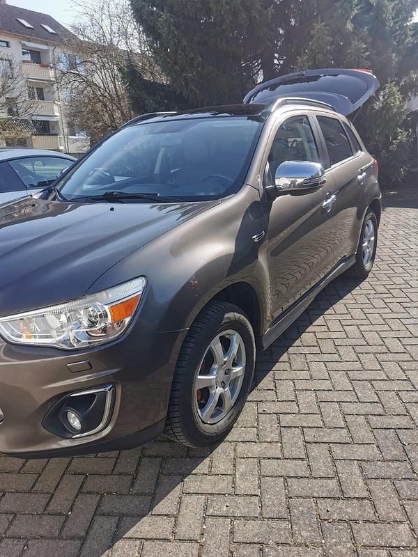 Gebraucht Mitsubishi ASX 150 PS (110 kW) 2013 Braun SUV