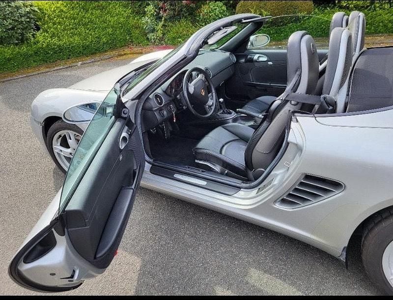 Gebraucht Porsche Boxster 245 PS (180 kW) 2005 Silber Cabrio