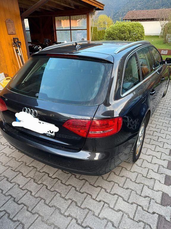 Gebraucht Audi A4 Ambition 170 PS (125 kW) 2011 Schwarz Kombi