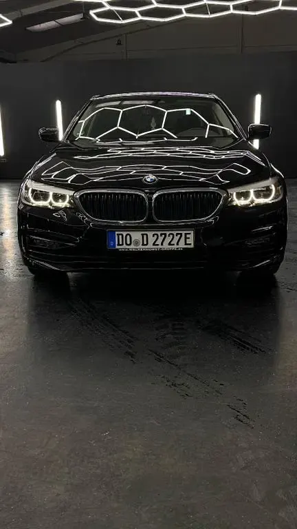 Gebraucht BMW 530e iPerformance 252 PS (185 kW) 2018 Schwarz Limousine