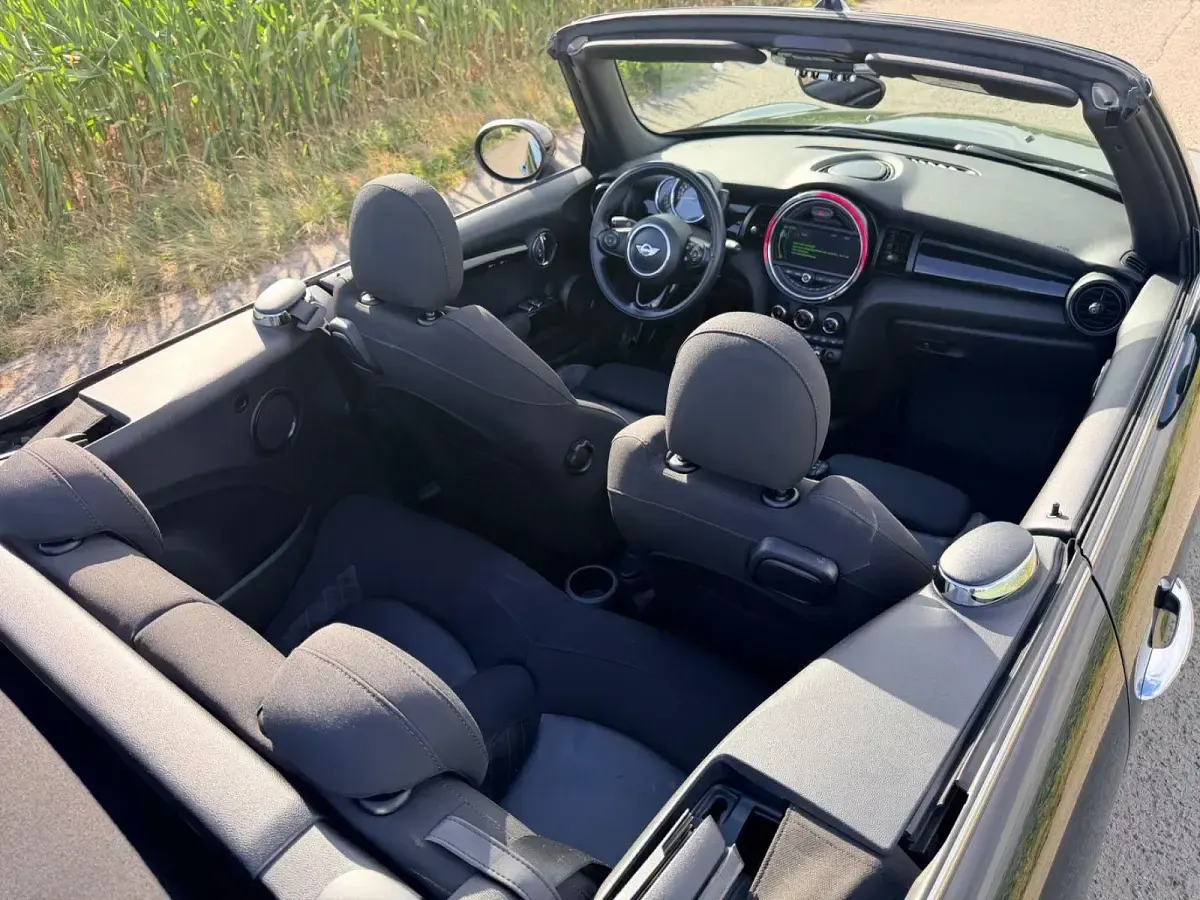 Gebraucht Mini One Cabriolet 102 PS (75 kW) 2016 Schwarz Cabrio