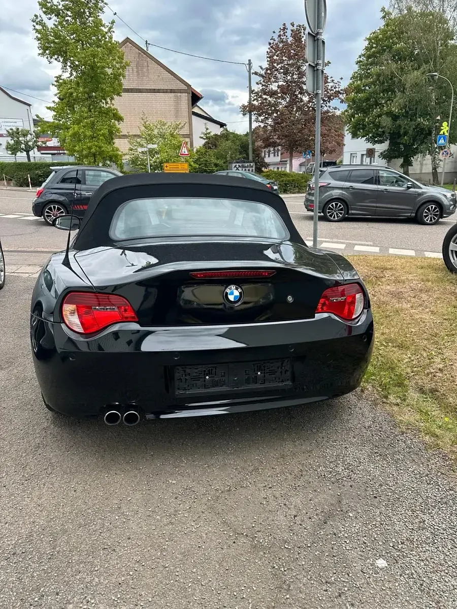 Gebraucht BMW Z4 177 PS (130 kW) 2007 Schwarz Cabrio