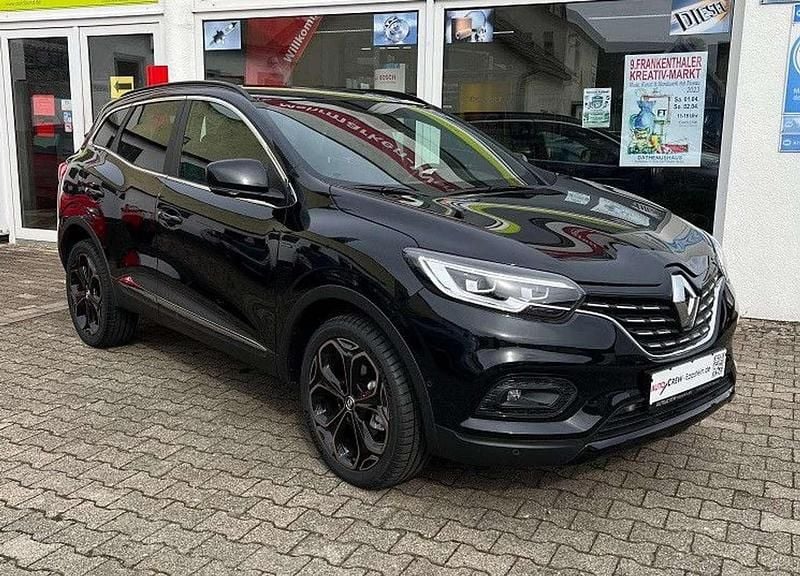 Sternenschwarz Gebraucht 2022 Renault Kadjar Black Edition SUV | 33.000 € - Bild 1/4
