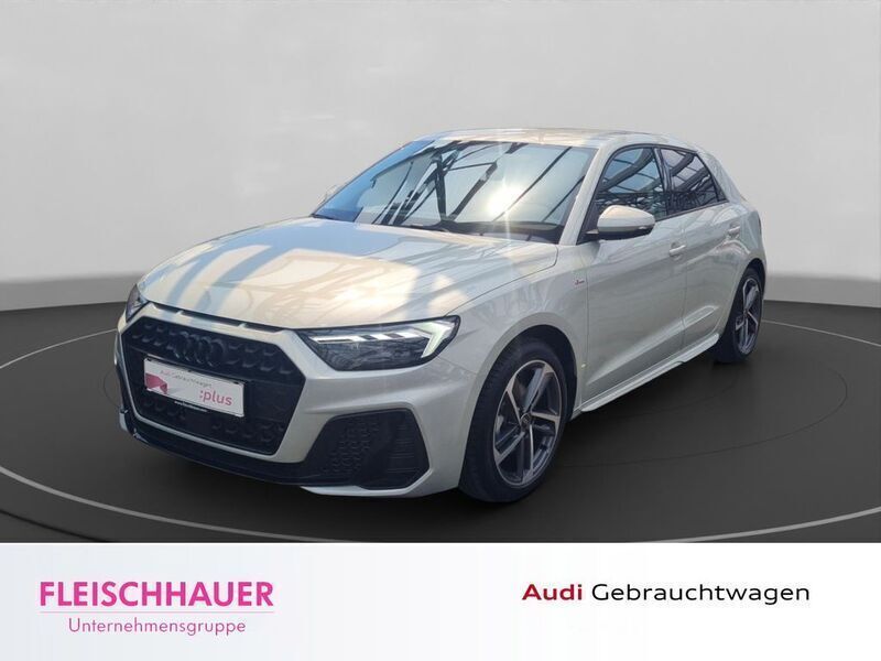 Silber Gebraucht 2024 Audi A1 Sportback Comfort Kleinwagen | 28.990 € (Teuer) - Bild 1/4