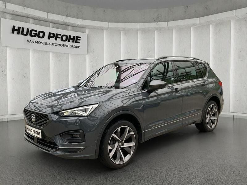Grau Gebraucht 2022 Seat Tarraco FR SUV | 33.040 € (Fairer Preis) - Bild 1/4