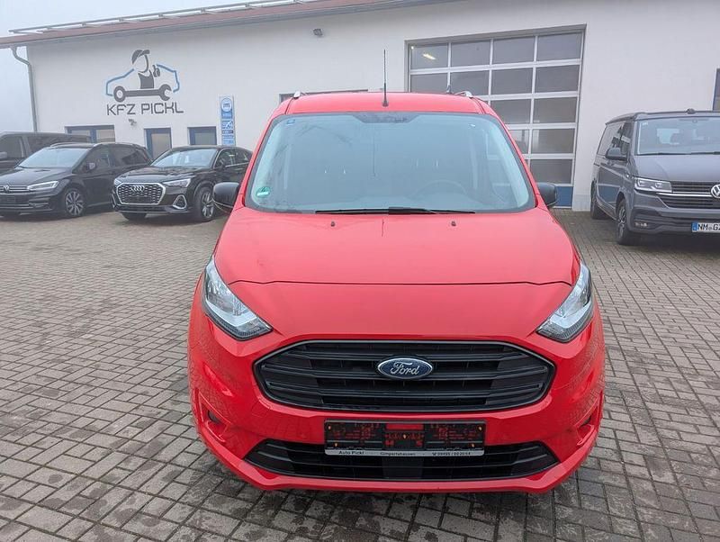 Rot Gebraucht 2023 Ford Transit Connect Trend Van / Kleinbus | 17.900 € (Guter Preis) - Bild 1/4