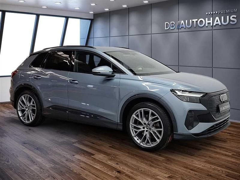 Gebraucht Audi Q4 e-tron Ambiente 150 kW (204 PS) 2023 Blau SUV