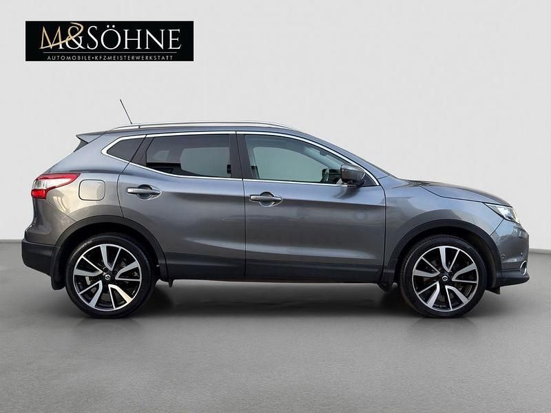 Gebraucht Nissan Qashqai 360º 131 PS (96 kW) 2015 Grau SUV