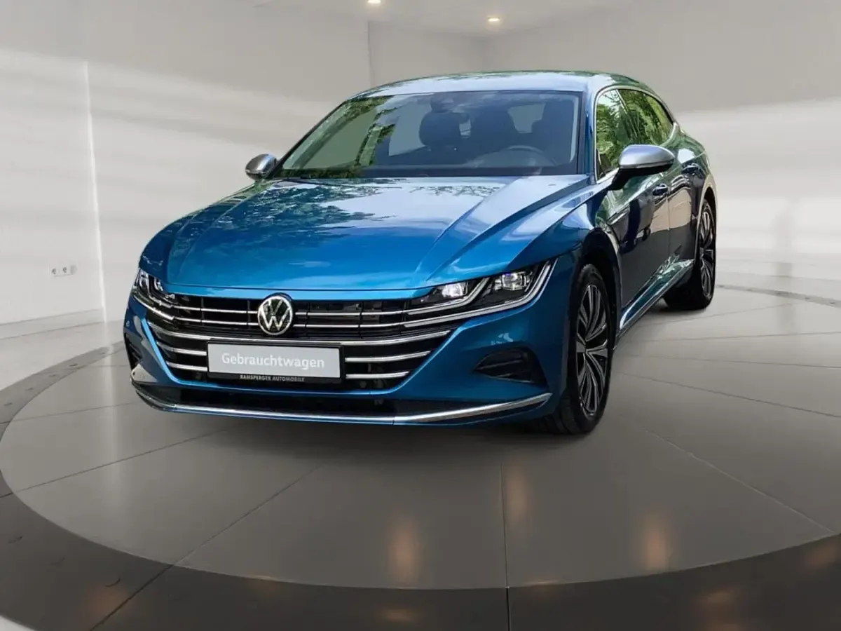 Gebraucht VW Arteon Elegance 218 PS (160 kW) 2022 Blau Kombi