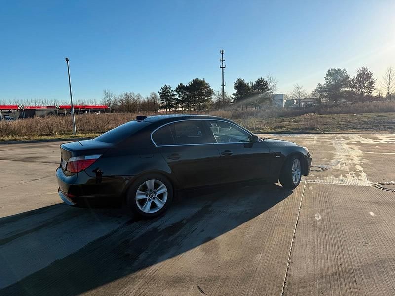 Gebraucht BMW 525 2006 Schwarz Limousine