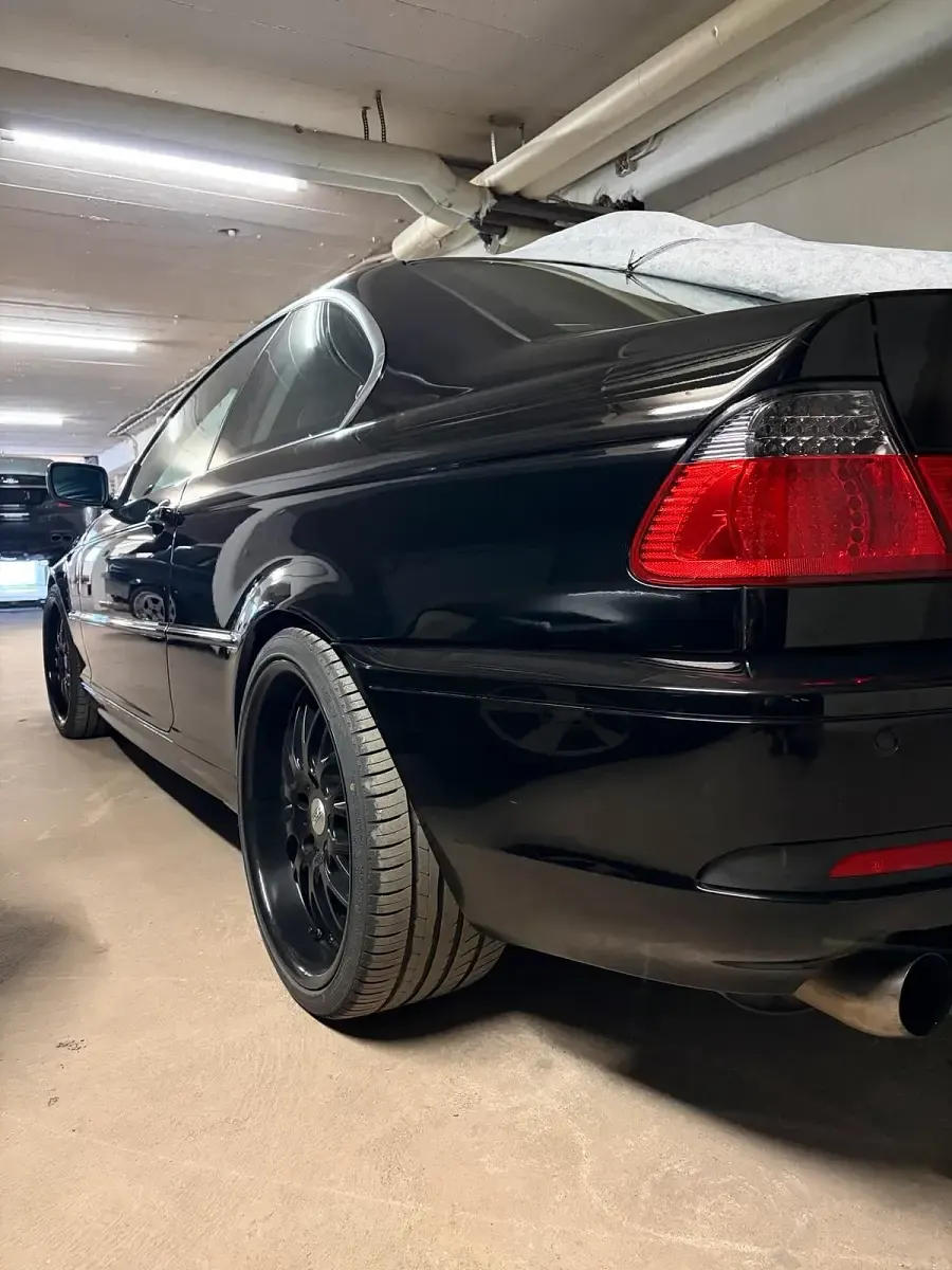 Używany BMW 320 170 KM (125 kW) 2003 Czarny Coupe