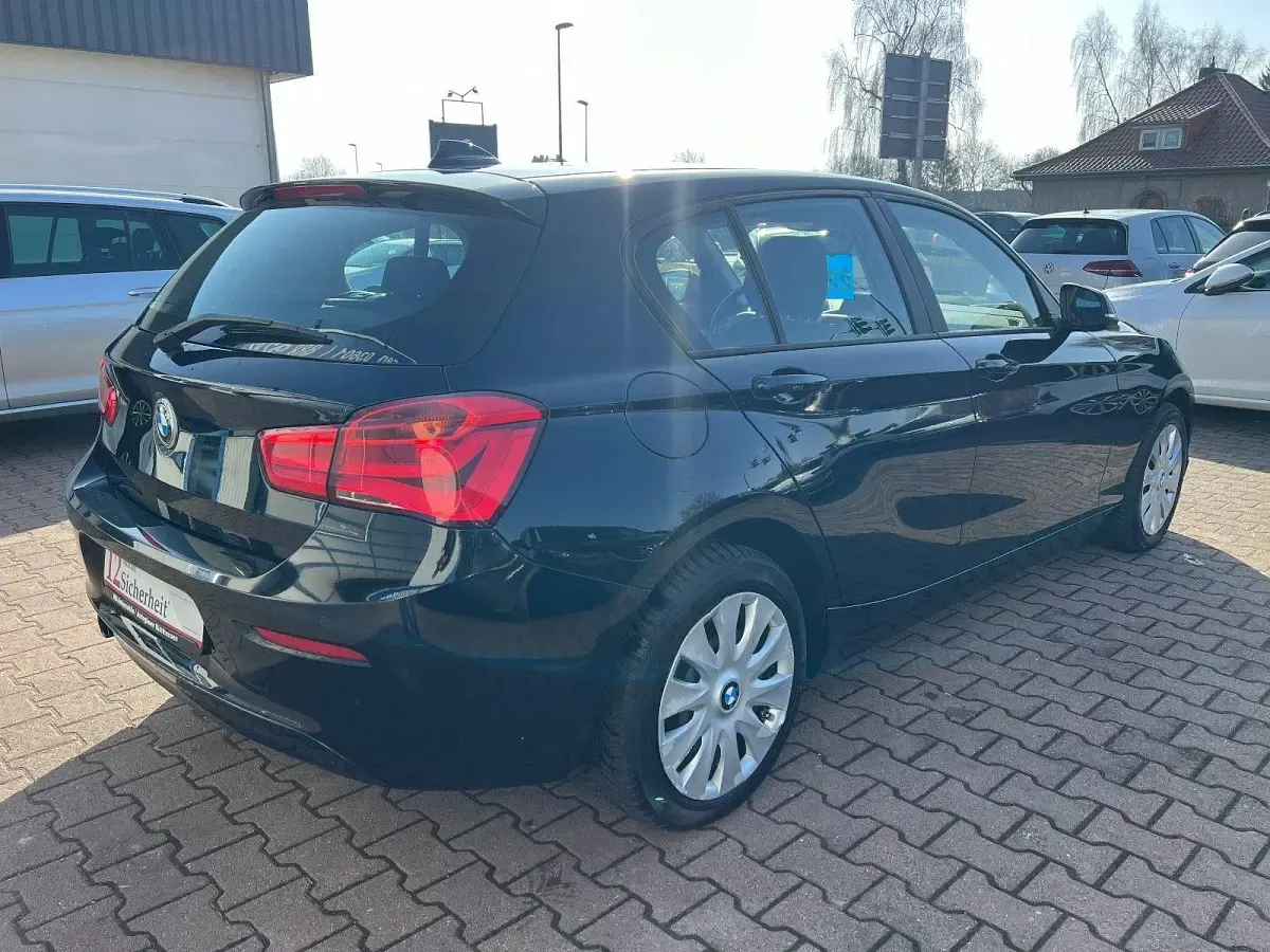 Używany BMW 116 Advantage 109 KM (80 kW) 2015 Czarny Hatchback