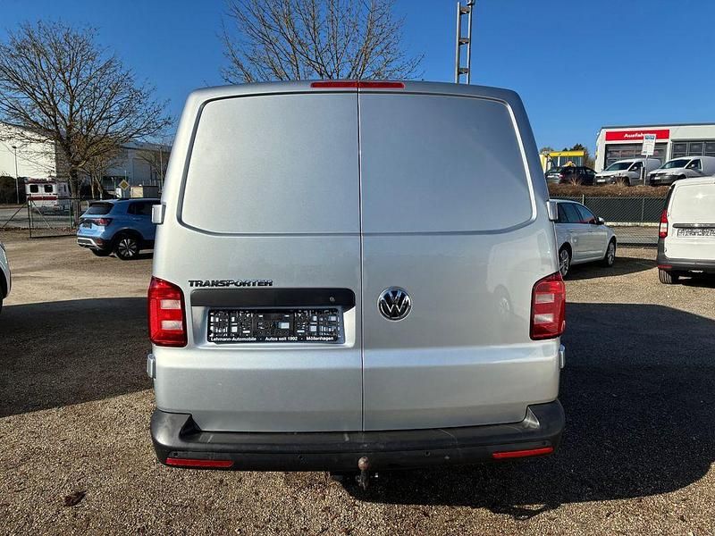 Gebraucht VW Transporter 150 PS (110 kW) 2019 Silber Van