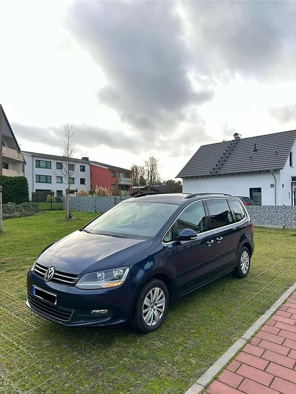 Blau Gebraucht 2011 VW Sharan Van / Kleinbus | 6.800 € (Superpreis) - Bild 1/4
