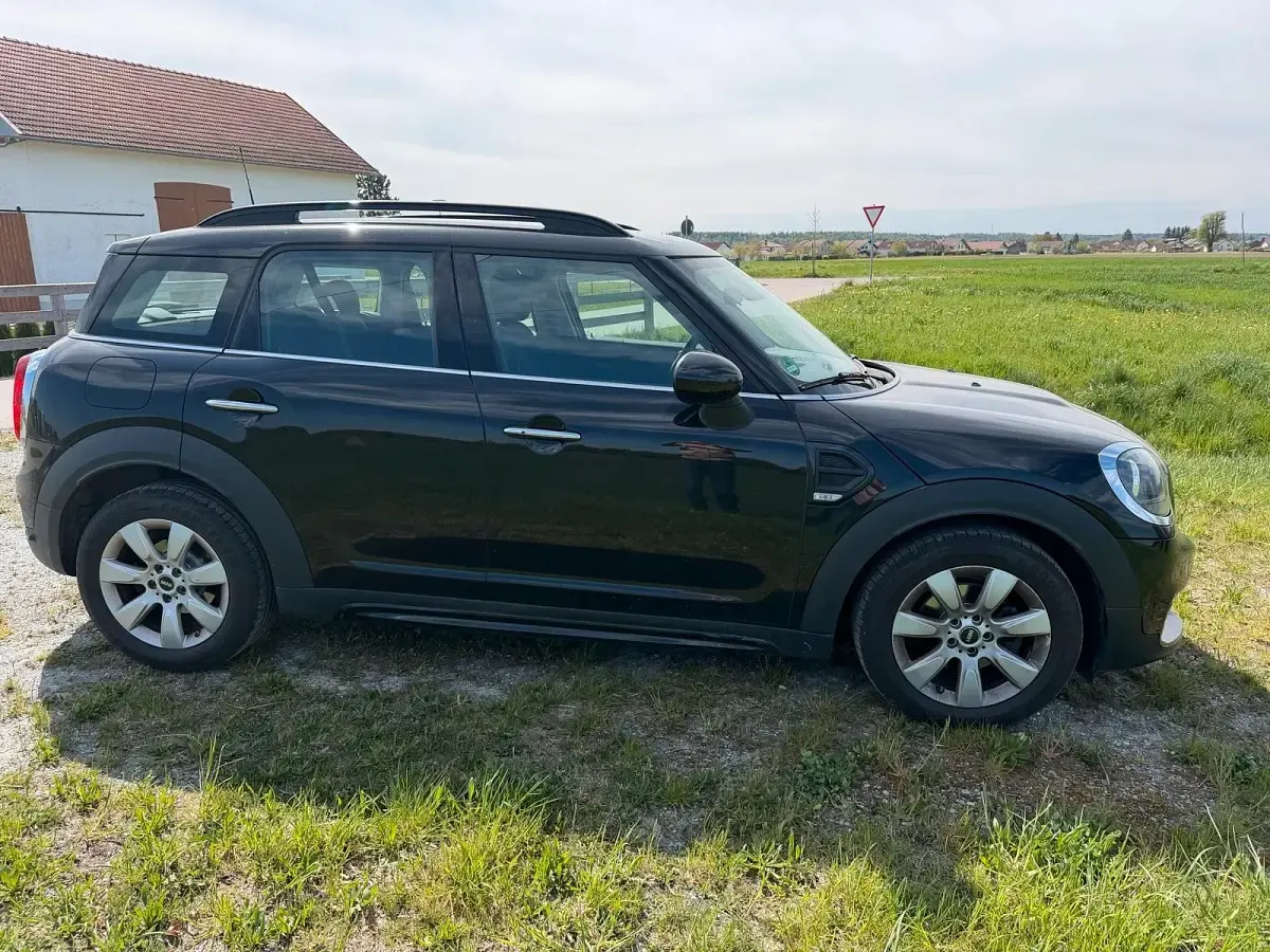 Usado Mini ONE 102 HP (75 kW) 2018 Preto Citadino