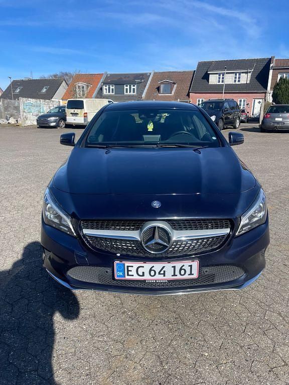 Gebraucht Mercedes CLA200 Shooting Brake 136 PS (100 kW) 2017 Kombi